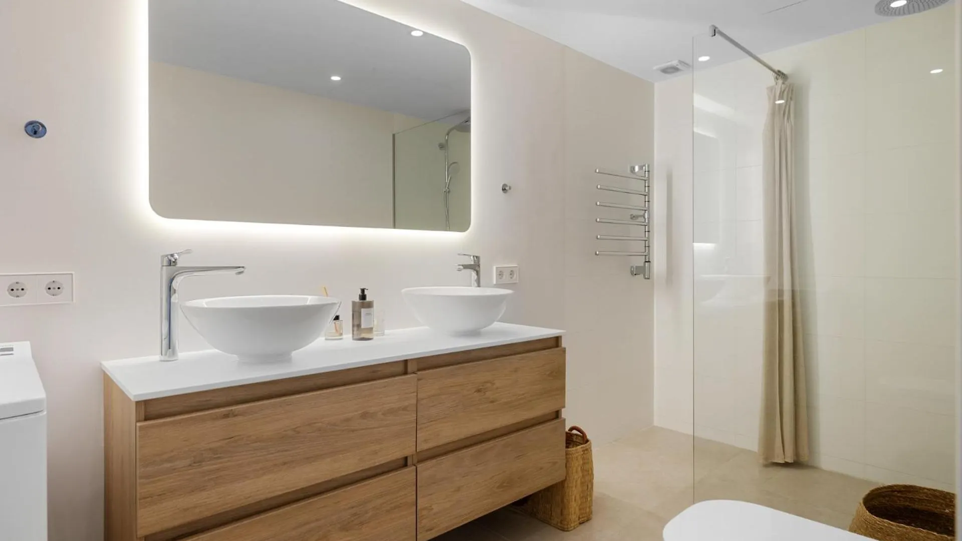 Apartment Bermeja Beach Ref #54 Estepona
