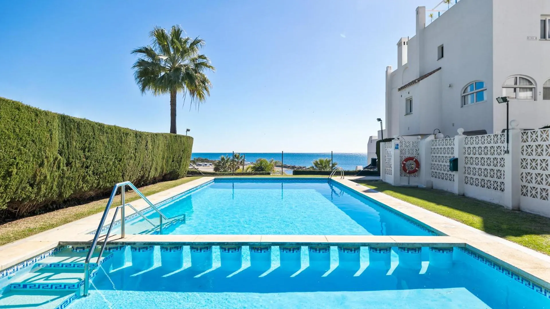 Apartment Bermeja Beach Ref #54 Estepona